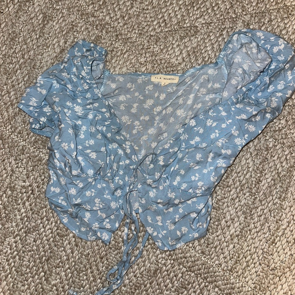 La Hearts Blue Ruffled Tie Front Blouse